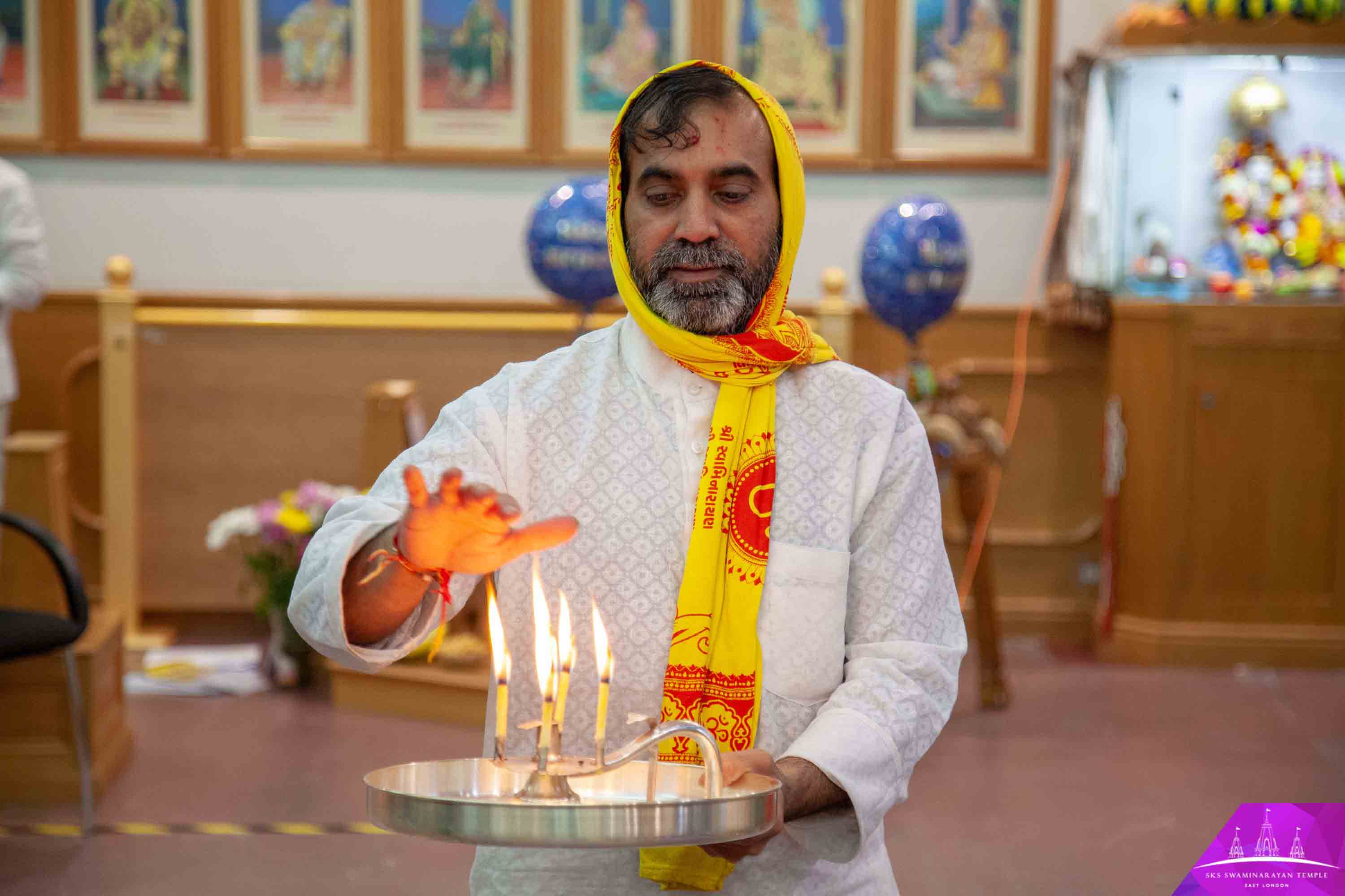 ©1987-2017 SKS Swaminarayan Temple East London